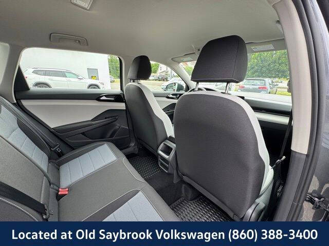 2025 Volkswagen Taos S 4Motion