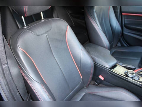 2016 BMW 3 Series 328i