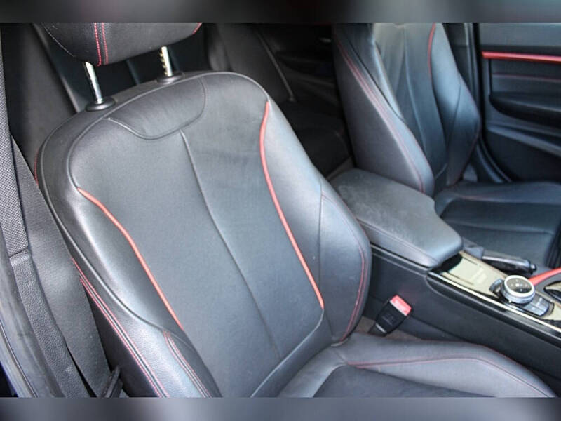 2016 BMW 3 Series 328i