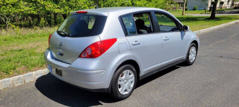 2011 Nissan Versa 1.8 S