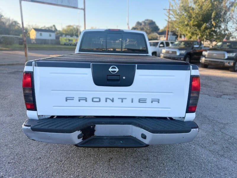 2002 Nissan Frontier XE