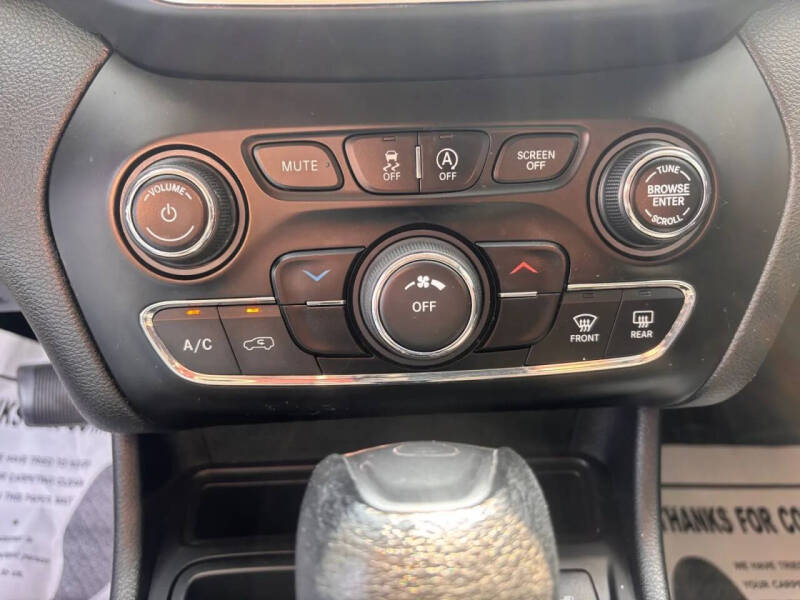 2019 Jeep Cherokee Latitude