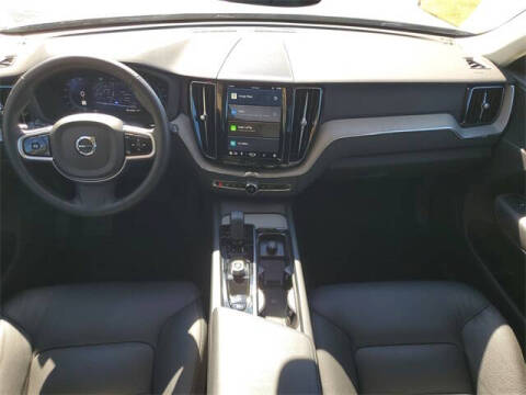 2025 Volvo XC60 B5 Plus Dark Theme