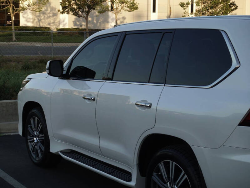2016 Lexus LX 570