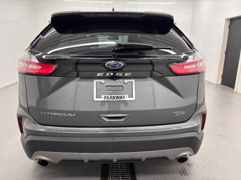 2021 Ford Edge Titanium