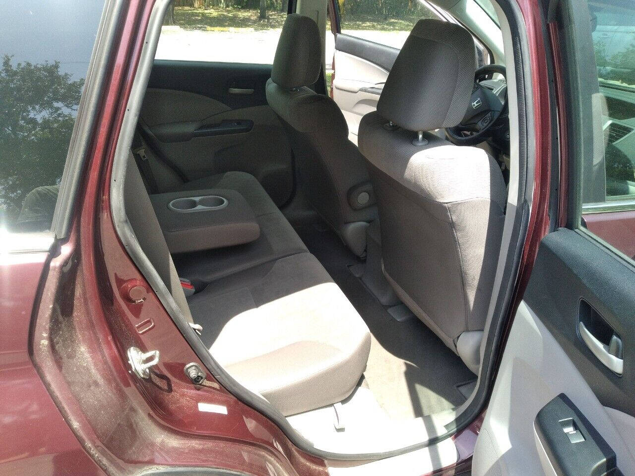 2014 Honda CR-V SUV - $16,999