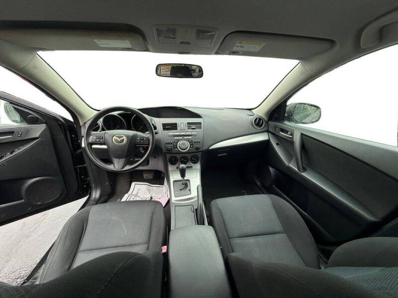 2011 Mazda MAZDA3 i Touring