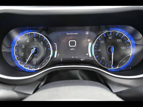 2025 Chrysler Voyager LX