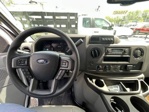 2027 Ford E-Series