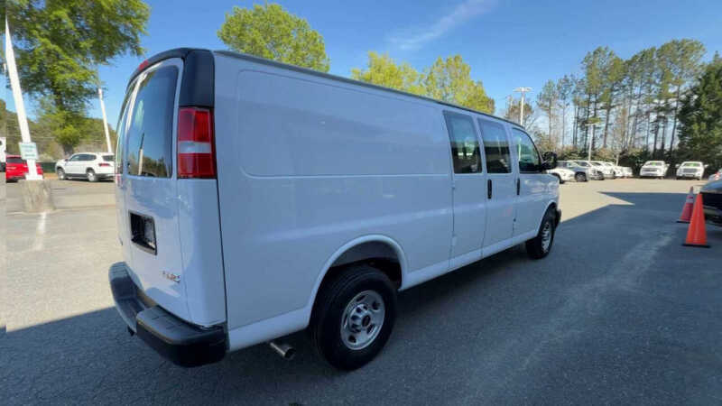 2026 GMC Savana 2500