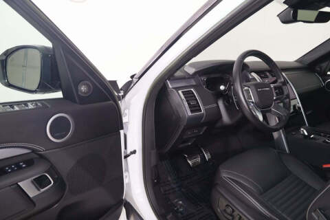 2023 Land Rover Discovery P360 S R-Dynamic