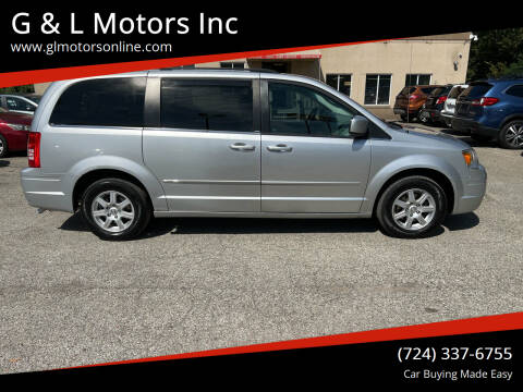 2010 Chrysler Town and Country for sale at G & L Motors Inc in New Kensington PA