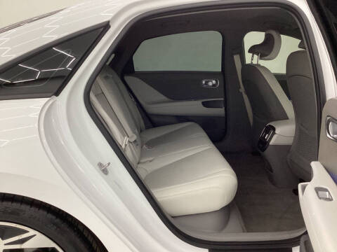 2023 Hyundai IONIQ 6 SEL