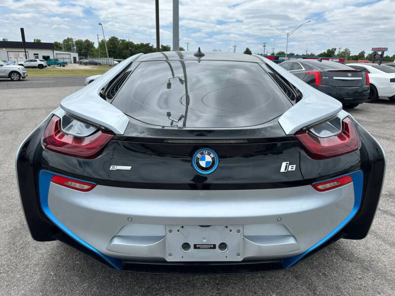 2016 BMW i8
