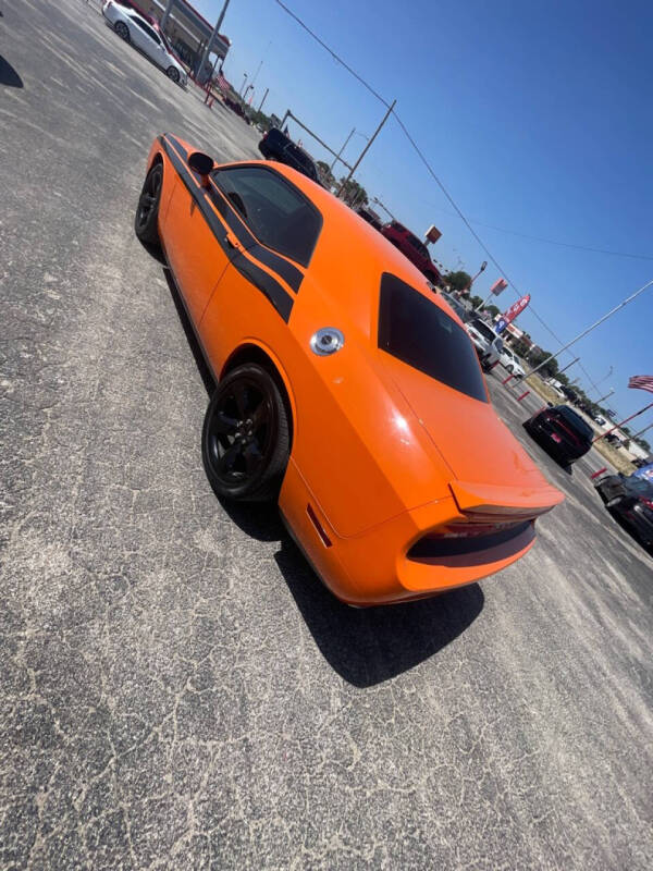 2014 Dodge Challenger SXT