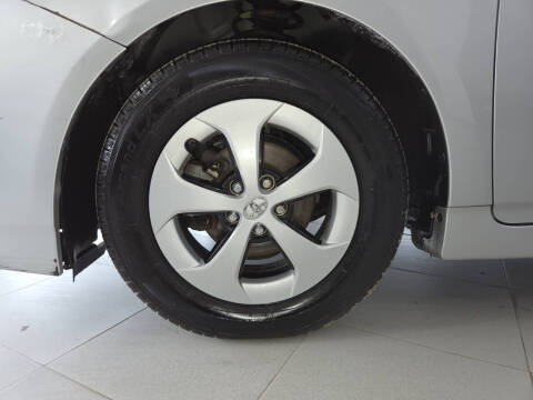 2013 Toyota Prius Four