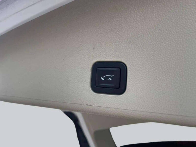 2013 Cadillac SRX Luxury Collection