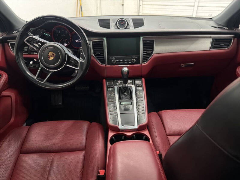 2017 Porsche Macan GTS