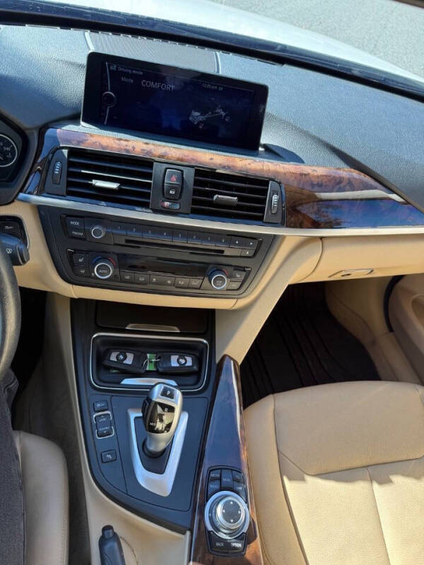 2013 BMW 3 Series 328i xDrive