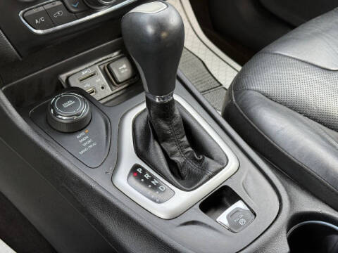 2018 Jeep Cherokee Overland