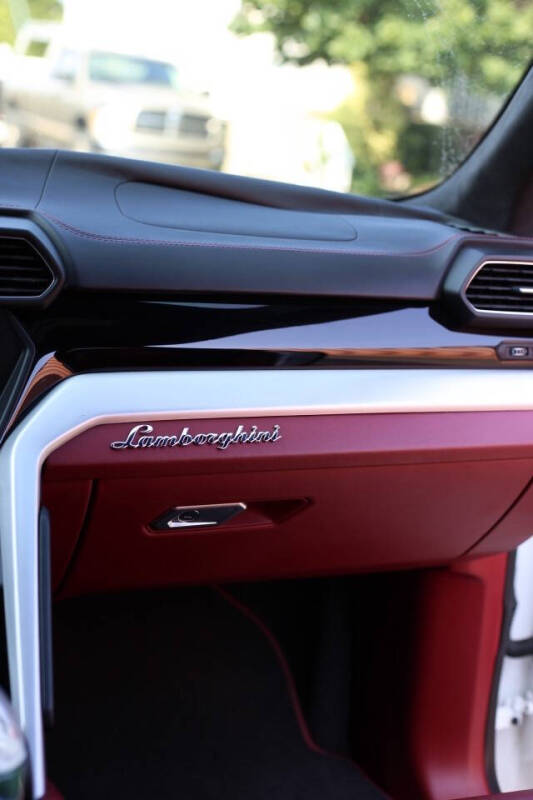 2019 Lamborghini Urus