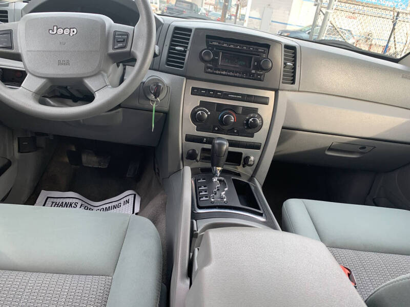 2007 Jeep Grand Cherokee Laredo