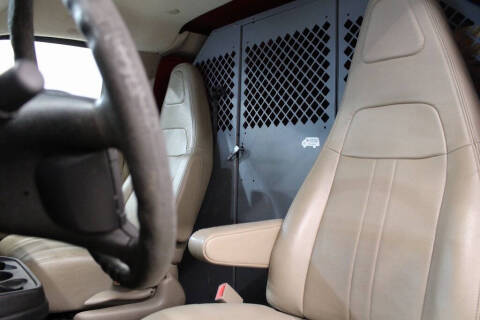 2017 Chevrolet Express 2500