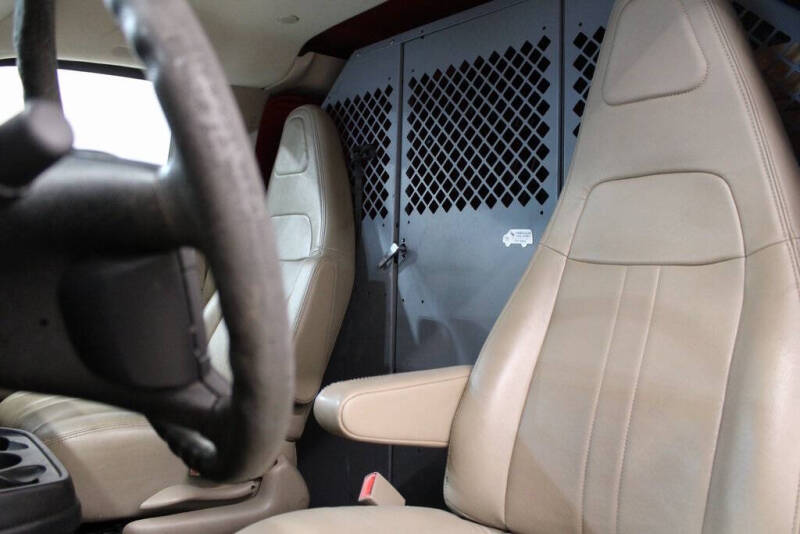 2017 Chevrolet Express 2500