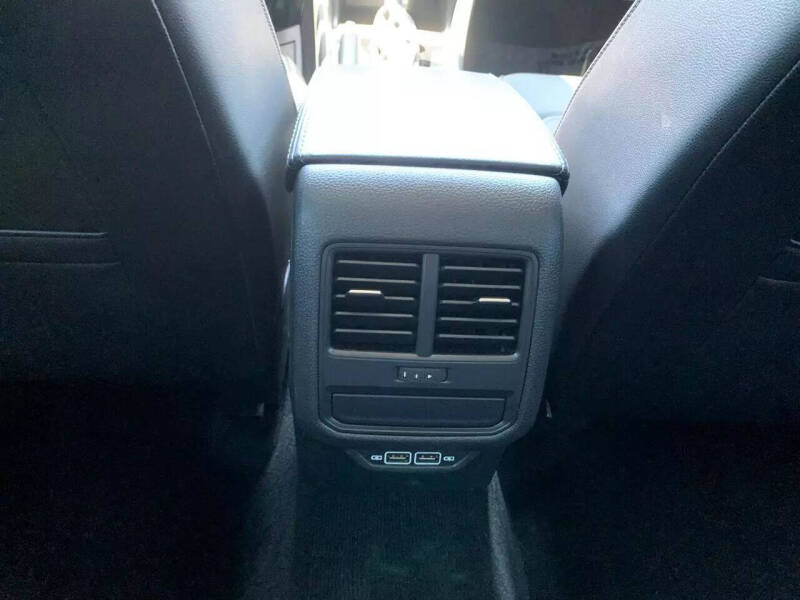 2021 Volkswagen Passat SE