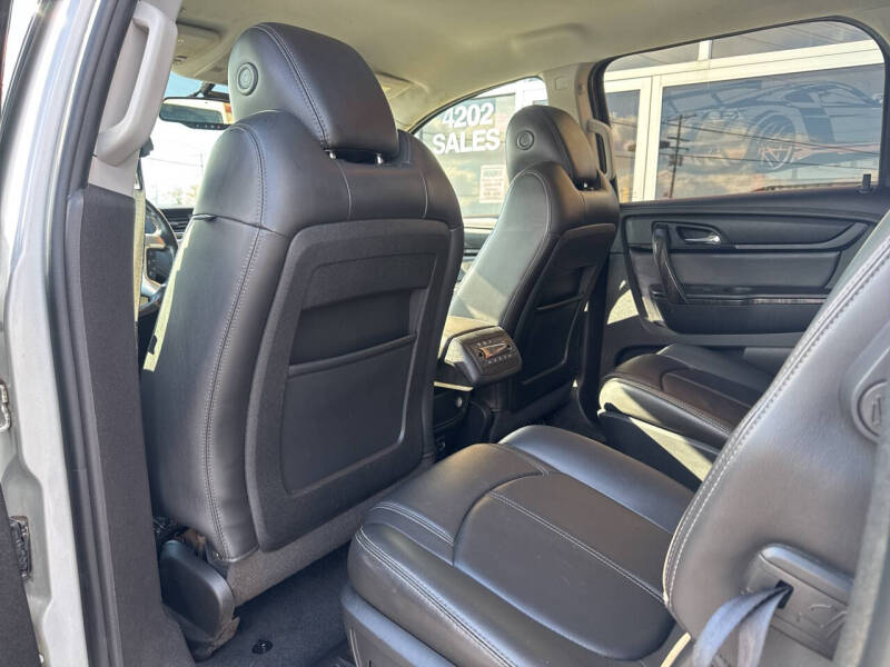 2017 GMC Acadia Limited