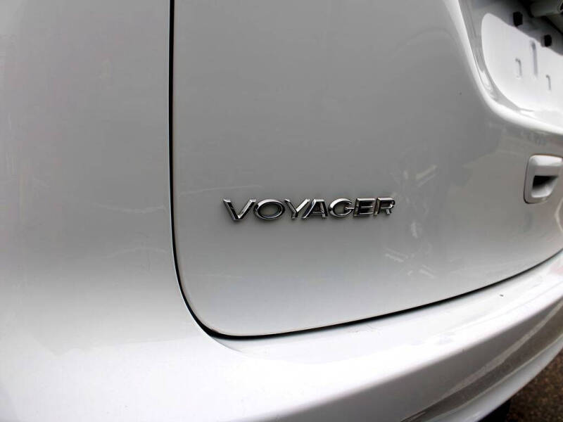 2020 Chrysler Voyager LXi