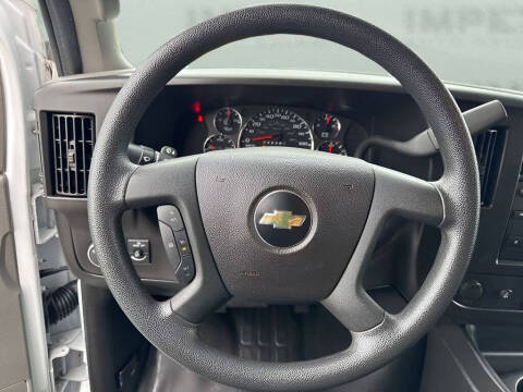 2024 Chevrolet Express 2500