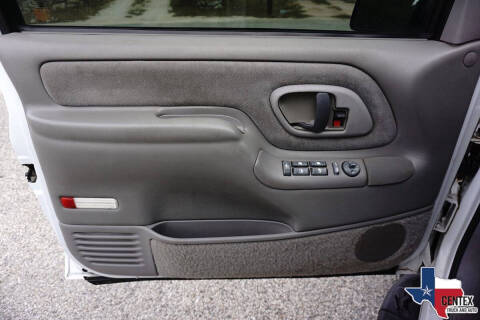 1996 GMC Suburban K2500