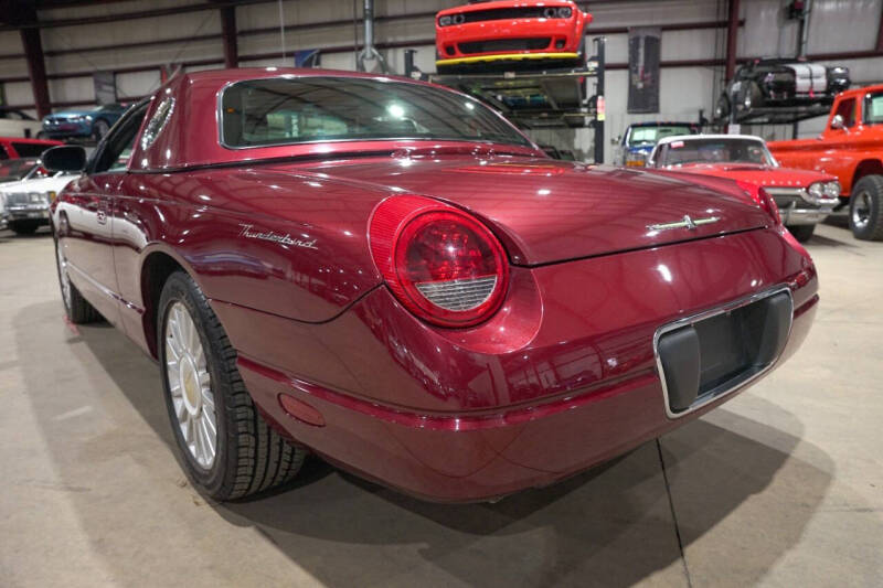 2004 Ford Thunderbird Deluxe
