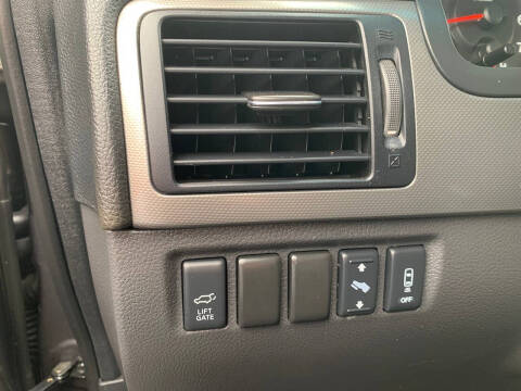 2015 Nissan Armada SV