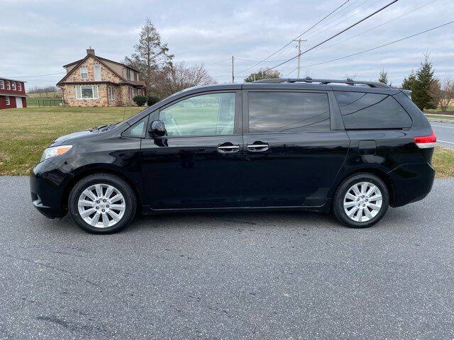 2014 Toyota Sienna XLE 7-Passenger