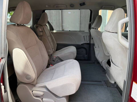 2017 Toyota Sienna