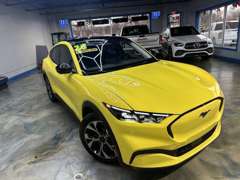 2025 Ford Mustang Mach-E Select