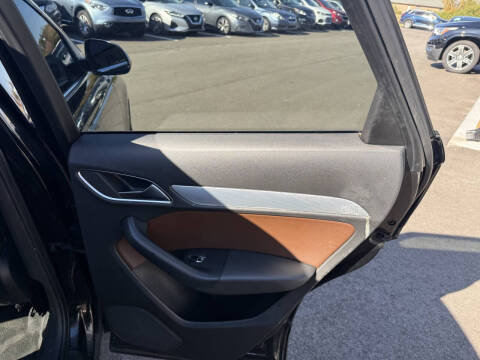 2016 Audi Q3 2.0T quattro Premium Plus