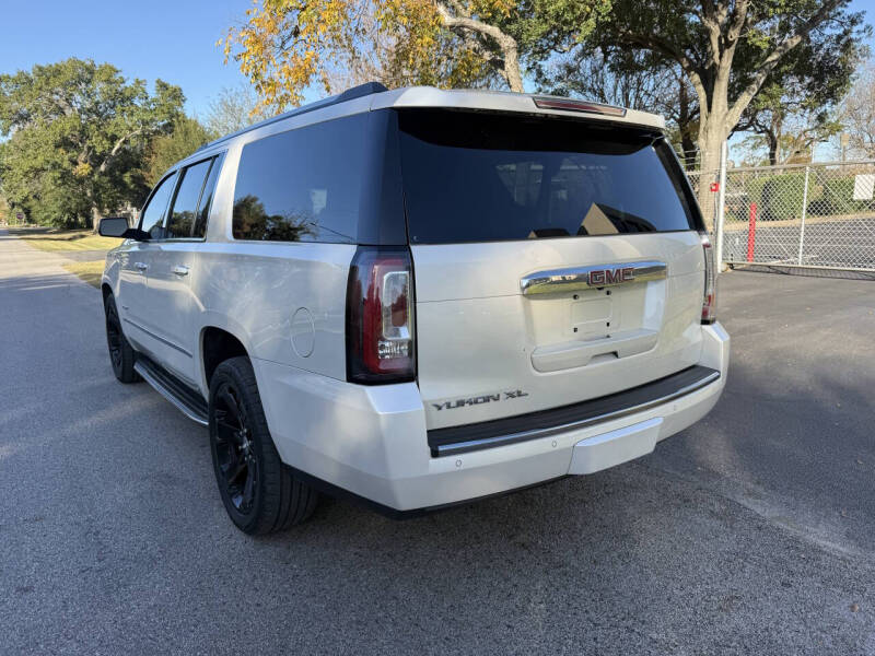 2015 GMC Yukon XL Denali