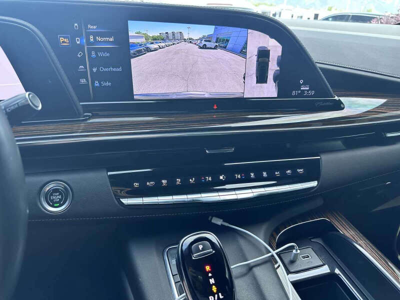 2023 Cadillac Escalade Premium Luxury