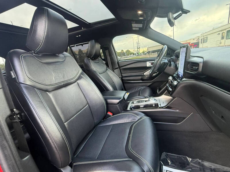 2021 Ford Explorer ST