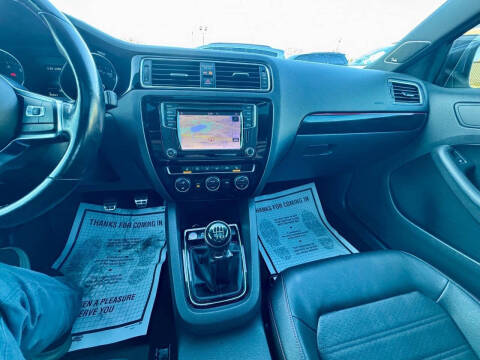 2017 Volkswagen Jetta 2.0T GLI