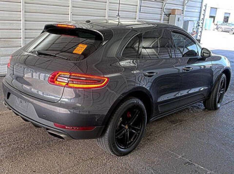 2017 Porsche Macan