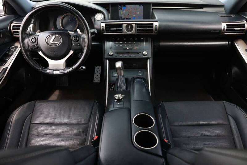2016 Lexus IS 350