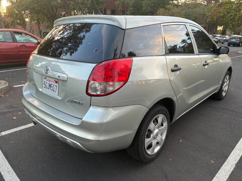 2004 Toyota Matrix