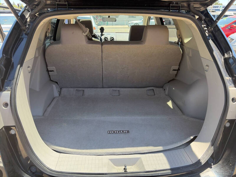 2013 Nissan Rogue SV