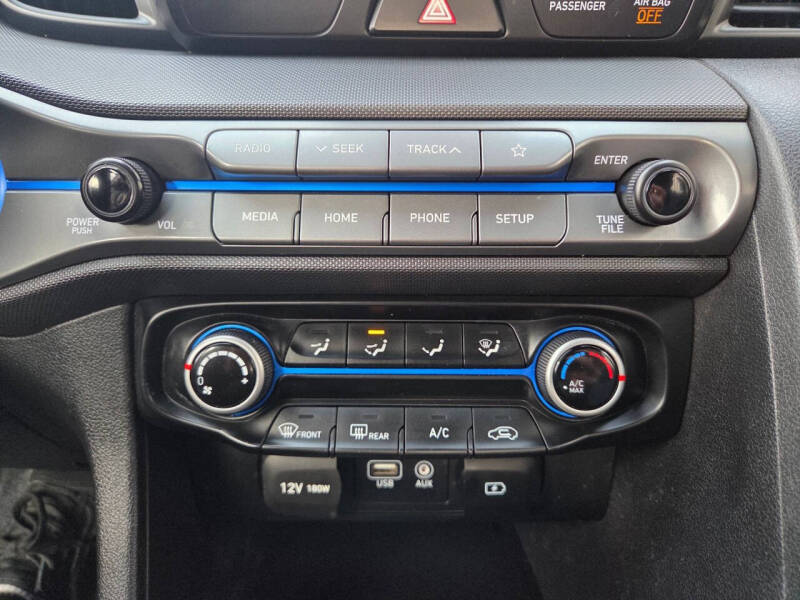 2019 Hyundai Veloster 2.0L