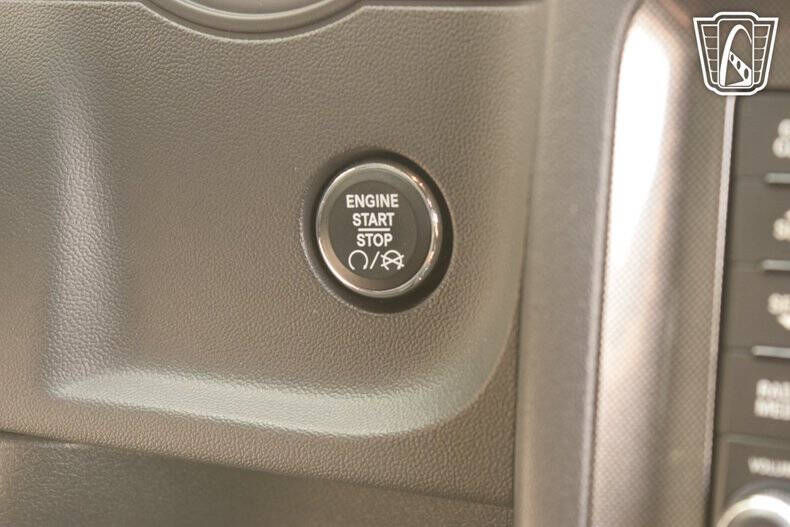 2008 Dodge Challenger SRT8
