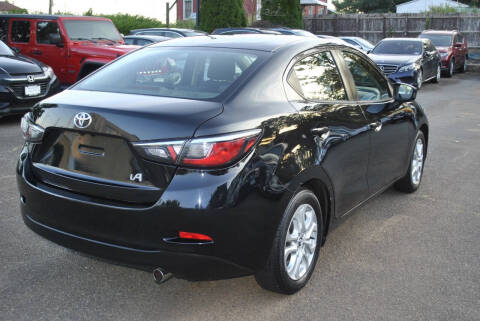 2017 Toyota Yaris iA